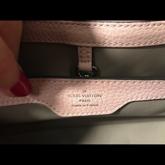 100% Authentic Louis Vuitton Capucines Pm - Picture 5 of 5